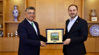 YEŞİLAY CEMİYETİ GENEL BAŞKAN DOÇ. DR. MEHMET DİNÇ, TÜRKİYE'DE SİGARADAN