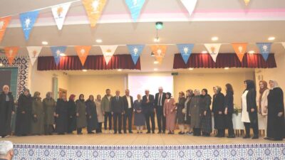 ASLANAPA İLÇE KADIN KOLLARI BAŞKANI KISMET YILMAZ GÜVEN TAZELEDİ