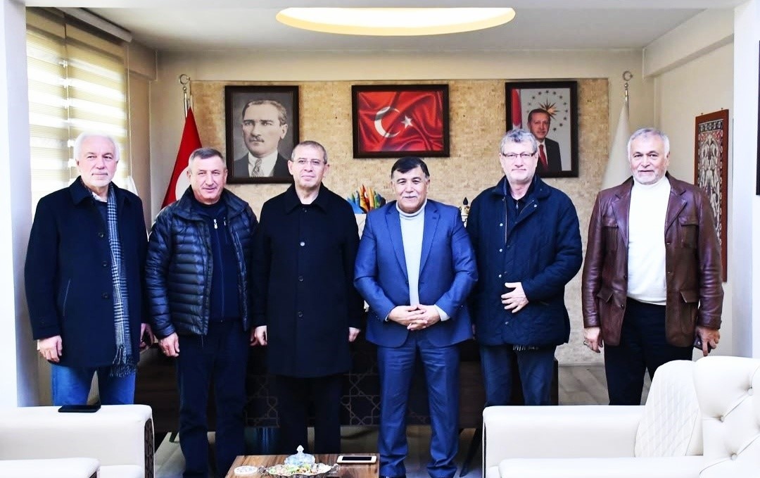 EMET BELEDİYE BAŞKANI MUSTAFA KOCA’NIN MİSAFİRİ OLAN TANCAN’A, ESKİ KÜTAHYA