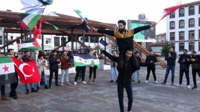 ŞAM’DA ESED REJİMİ ÇÖKTÜ, KÜTAHYA’DA SURİYELİLER KUTLAMA YAPTI