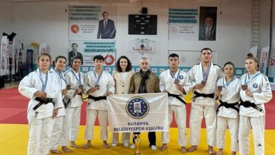KÜTAHYA BELEDİYESPOR JUDO TAKIMI, TÜRKİYE ÜÇÜNCÜSÜ OLDU