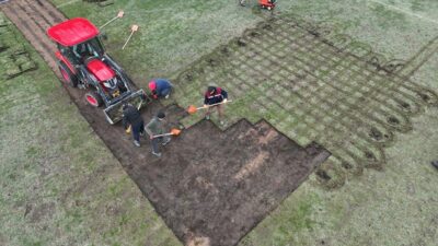 KÜTAHYA DUMLUPINAR STADYUMU'NDA ZEMİN YENİLEME ÇALIŞMALARI