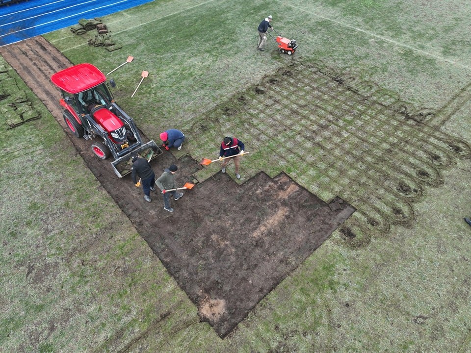 KÜTAHYA DUMLUPINAR STADYUMU'NDA ZEMİN YENİLEME ÇALIŞMALARI