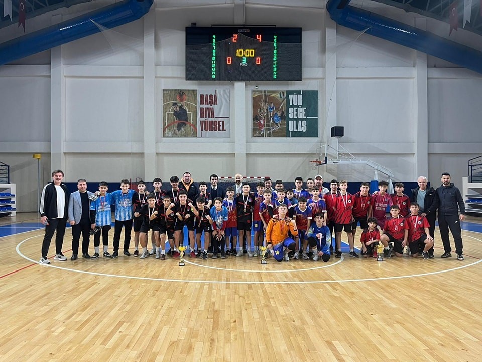 YILDIZLAR FUTSAL İL BİRİNCİLİĞİ SONA ERDİ