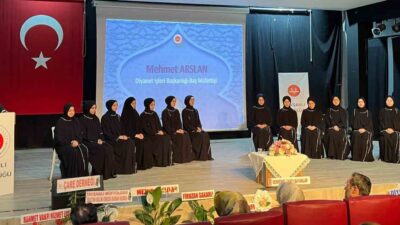 KÜTAHYA'NIN TAVŞANLI İLÇESİNDE HAFIZLIKLARINI TAMAMLAYAN 14 KIZ ÖĞRENCİ İÇİN İCAZET