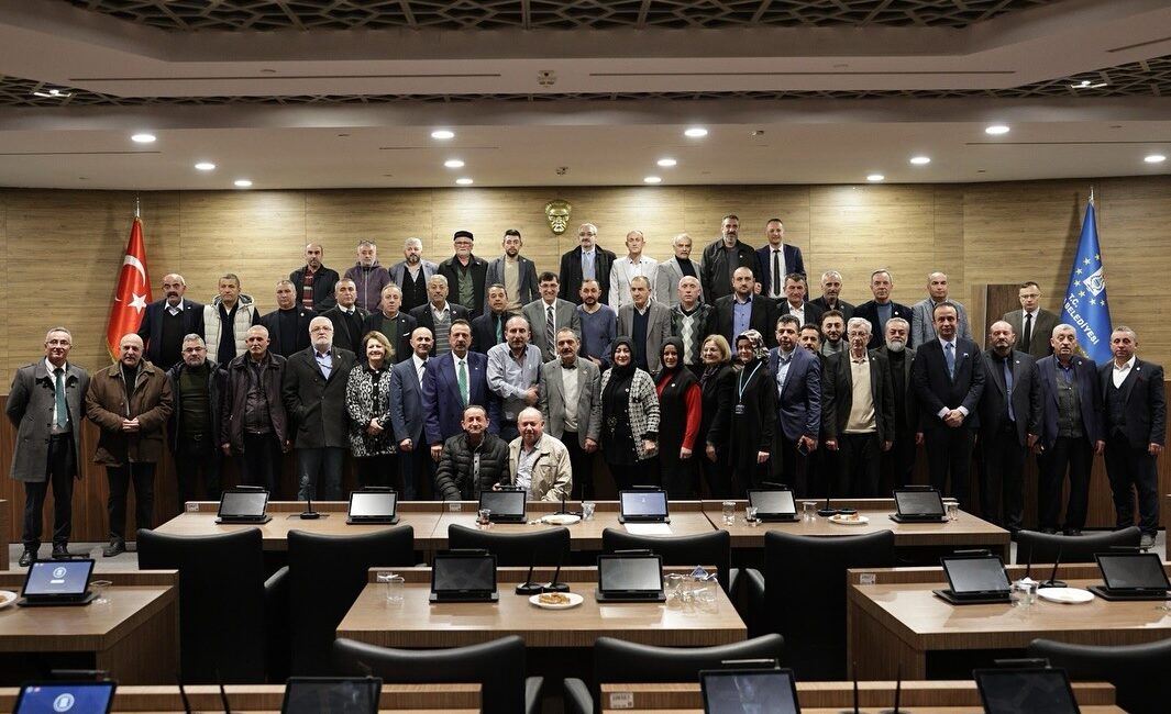 BAŞKAN KAHVECİ: "MUHTARLARIMIZIN SESİ, MAHALLELERİMİZİN SESİDİR"