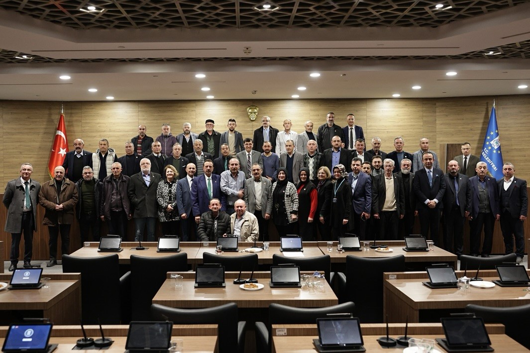 BAŞKAN KAHVECİ: "MUHTARLARIMIZIN SESİ, MAHALLELERİMİZİN SESİDİR"