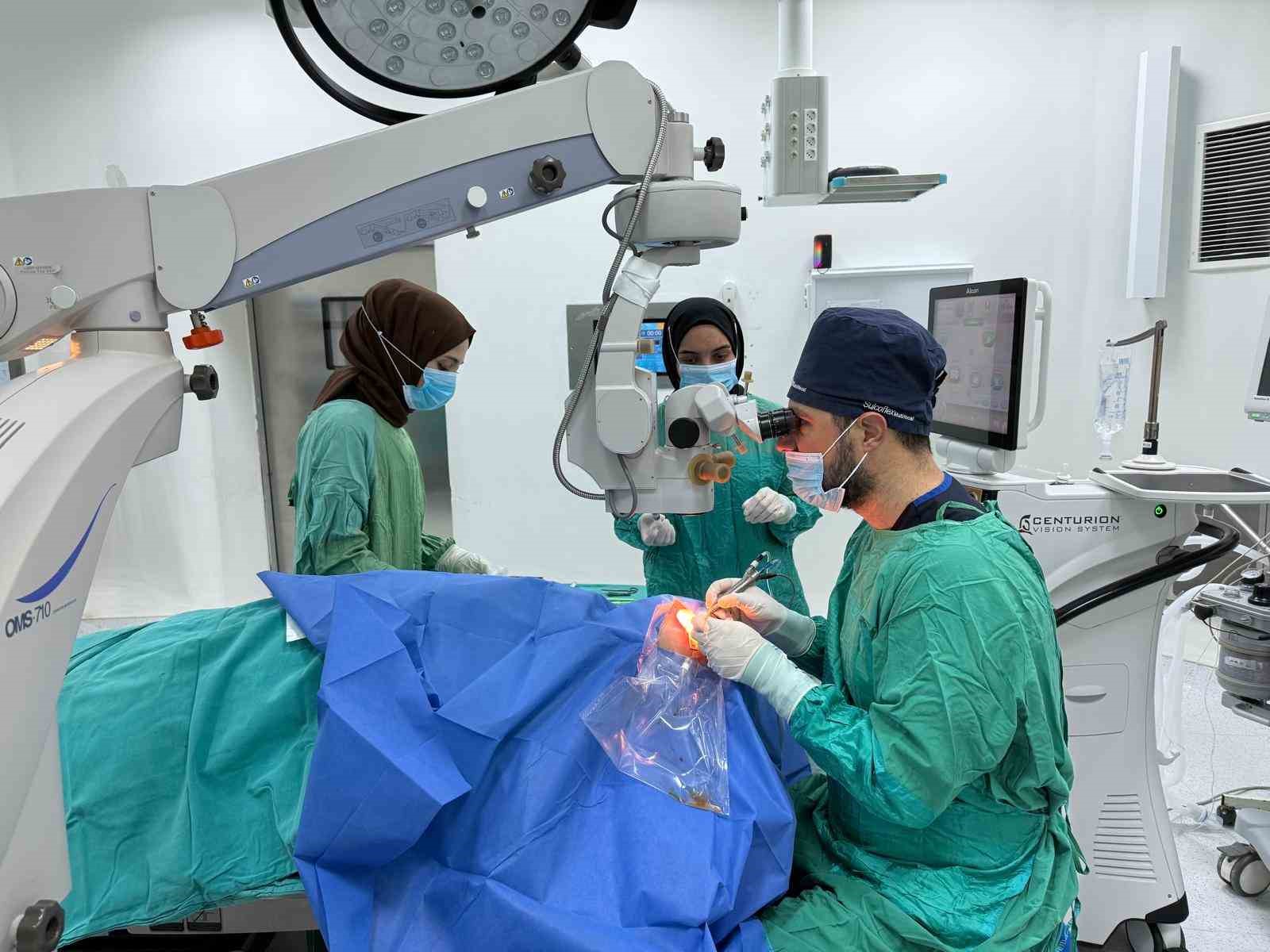 GEDİZ DEVLET HASTANESİNE SON TEKNOLOJİ FAKO CİHAZI