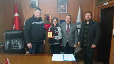 GEDİZLİ ÖĞRENCİ KÜTAHYA’YI TEMSİL EDECEK