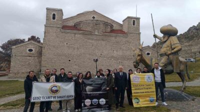 GEDİZLİ ÖĞRENCİLER GÖNÜL DAĞI DİZİ SETİNİ ZİYARET ETTİ