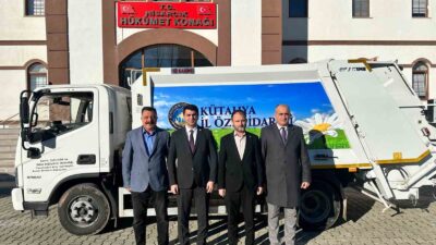 HİSARCIK İLÇE ÖZEL İDARESİNE HİBE YENİ ÇÖP TOPLAMA KAMYONU VE