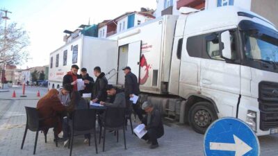 HİSARCIK’TA "BİRBİRİMİZE CANDAN BAĞLIYIZ " SLOGANIYLA KAN BAĞIŞI KAMPANYASI DÜZENLEDİ