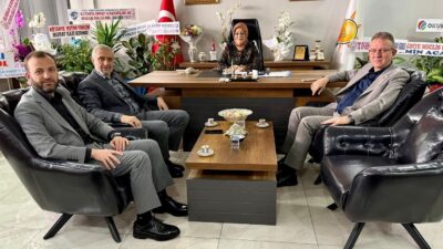 KÜTAHYA AK PARTİ'DE İSTİŞARE VE DEĞERLENDİRME TOPLANTISI
