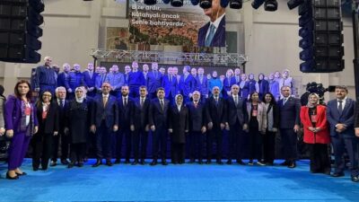 KÜTAHYA AK PARTİDE YENİ İL BAŞKANI CEYDA ÇETİN ERENLER