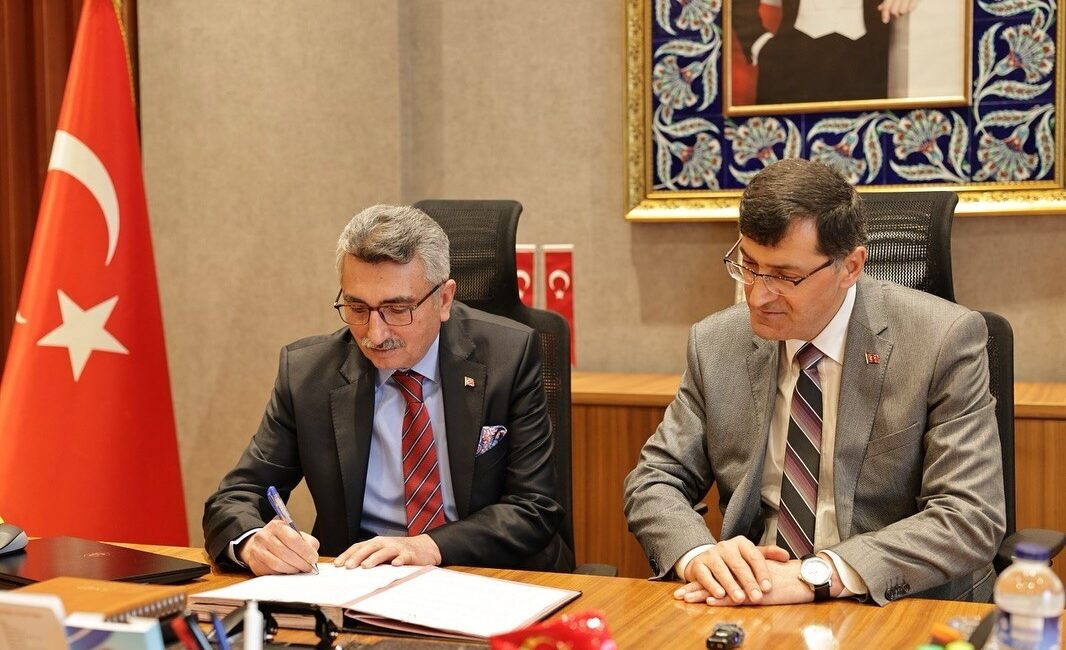 KÜTAHYA BELEDİYESİ’NDEN İHTİYAÇ SAHİPLERİNE ÜCRETSİZ KUAFÖRLÜK HİZMETİ