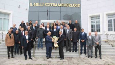 KÜTAHYA İL MİLLÎ EĞİTİM MÜDÜRLÜĞÜ’NDE DEVİR TESLİM TÖRENİ GERÇEKLEŞTİRİLDİ