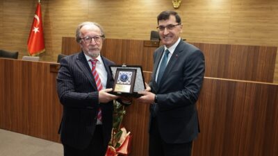 KÜTAHYA'DA ÇİNİ USTASI MEHMET GÜRSOY’A SAYGI ETKİNLİĞİ