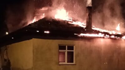 GECE YARISI YANAN EV