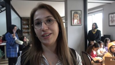 NUR DOMBAYCI, TAVŞANLI'DA ÇOCUKLARLA BULUŞTU