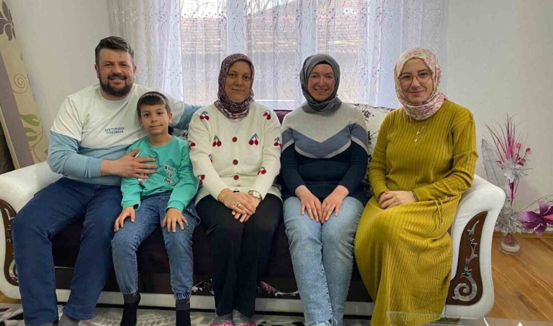 Hisarcık Atatürk İlkokulunda hayata geçirilen “Okul Veli El Ele” isimli