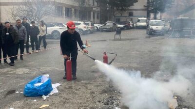 Kütahya Evliya Çelebi Eğitim ve Araştırma Hastanesinde yangın söndürme cihazlarının