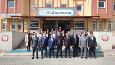 Kütahya İl Milli Eğitim Müdürü Mustafa Yılmaz, Emet ilçesine gerçekleştirdiği