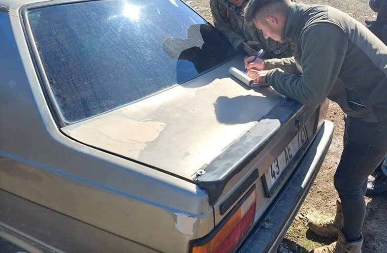 Kütahya’da izinsiz sürek avı yaptığı tespit edilen 10 kişiye idari