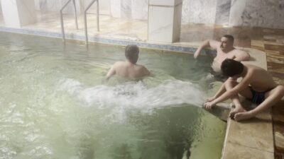 Kütahya’nın Emet ilçesine bağlı Sülye köyündeki Dereli Kaplıcaları, kış mevsiminde