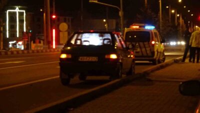 TAVŞANLI'DA OTOMOBİL YAYAYA ÇARPTI: 1 YARALI