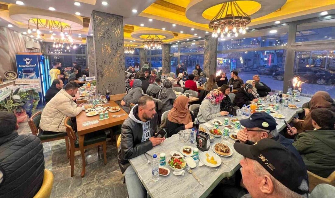 Kütahya’nın Altıntaş ilçesinde şehit aileleri ve gaziler onuruna iftar programı