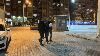 Oğuzhan KILIÇ/ KÜTAHYA, – KÜTAHYA’da bir kişiyi darbederek o anları