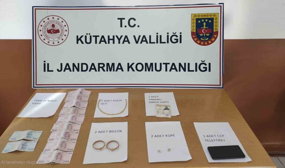 Kütahya’nın Tavşanlı ilçesinde kendisini jandarma personeli olarak tanıtarak köylü vatandaşı