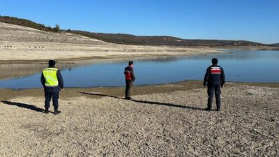 Dumlupınar İlçe Tarım ve Orman Müdürlüğünce ilçedeki göletlerde su ürünleri