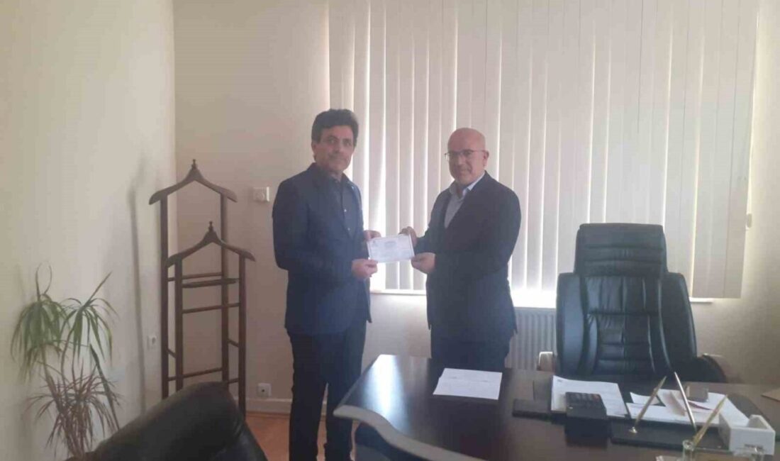 Kütahya’nın Emet ilçesi Düşecek köyünde Gazze için düzenlenen yardım kampanyasında