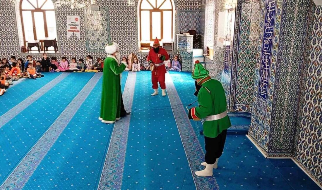 Emet İlçe Müftülüğü tarafından düzenlenen etkinlik çerçevesinde 4-6 yaş Kur’an