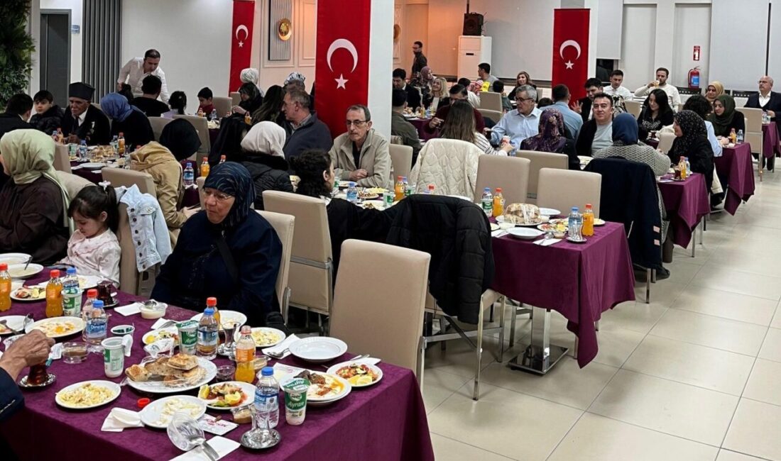 Kütahya’nın Emet ilçesinde şehit yakınları ve gaziler için iftar programı