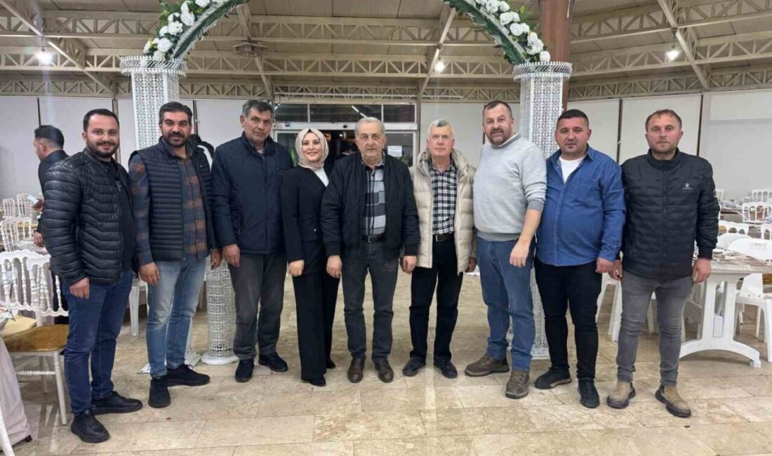 Kütahya’nın Gediz ilçesinde, Esnaf ve Sanatkarlar Odası Başkanlığı tarafından düzenlenen