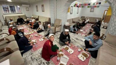 Hisarcık Kaymakamı Muhammed Samet Bahar, ilçe müftülüğünce düzenlenen iftar programında