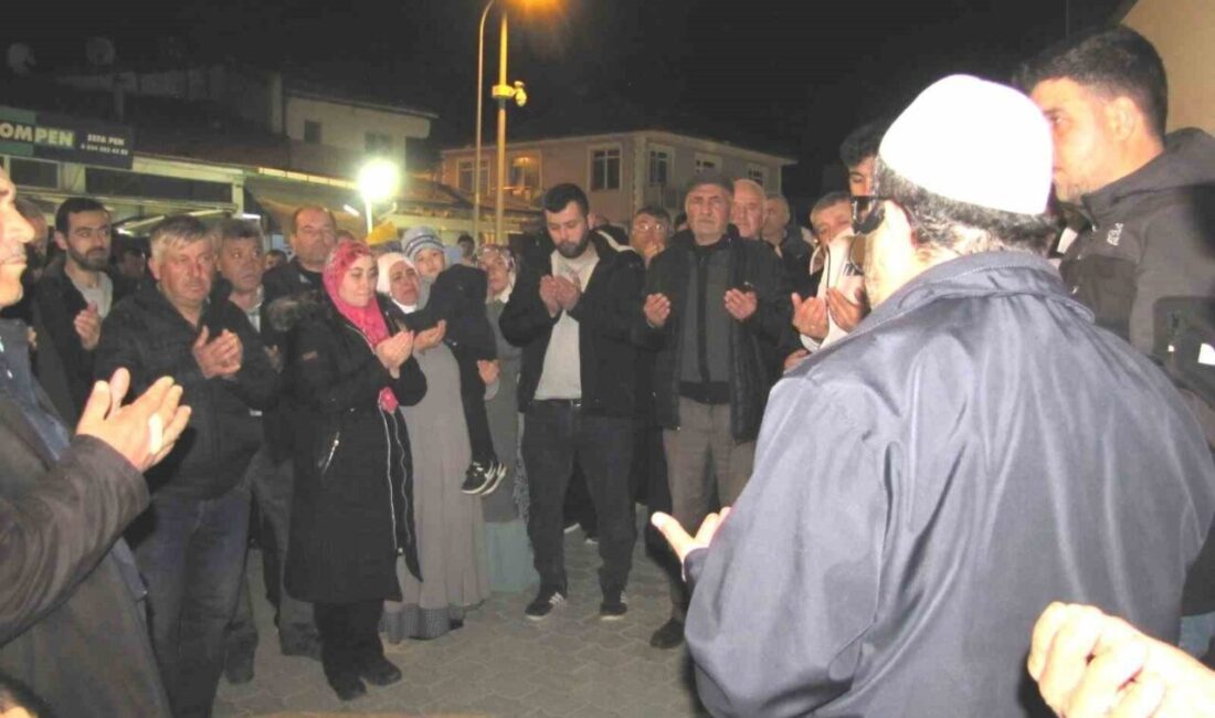 Kütahya’nın Hisarcık ilçesinden Diyanet İşleri Başkanlığı organizasyonunda umreye gidecek olan