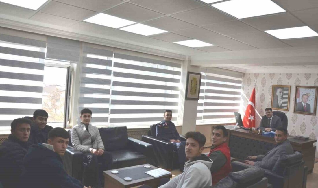 Emet Kaymakamı Furkan Seyman, Kaymakamlık ve Gençlik Spor İlçe Müdürlüğü