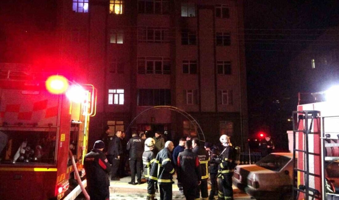 Kütahya’da 5 katlı bir apartmanın 4’üncü katında çıkan yangında 6