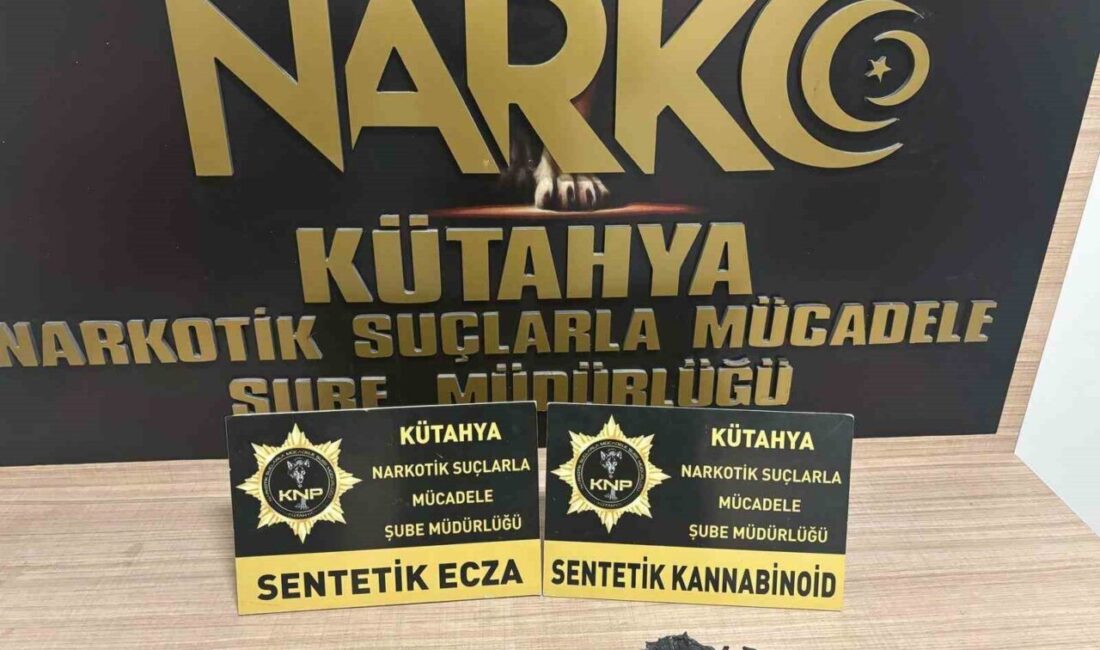 Kütahya’da uyuşturucu ticareti yaptığı iddiasıyla gözaltına alınan 2 şüpheli tutuklandı.
