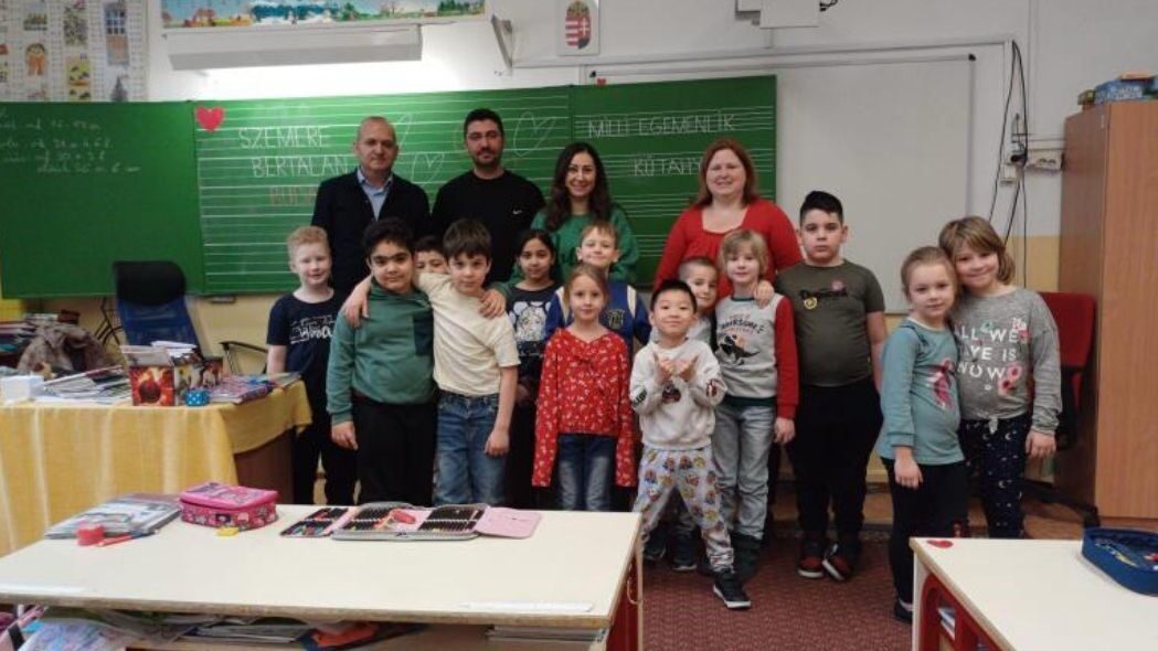 Kütahya’nın Tavşanlı ilçesindeki Milli Egemenlik İlkokulu öğretmenleri, Avrupa Birliği destekli