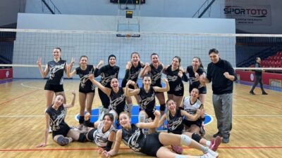 Kütahya Dumlupınar Kapalı Spor Salonu’nda gerçekleştirilen heyecan dolu maçlar sonucunda