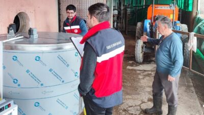 Şaphane ilçesinde faaliyet gösteren hayvancılık işletmesine kurulan süt sağım sistemi