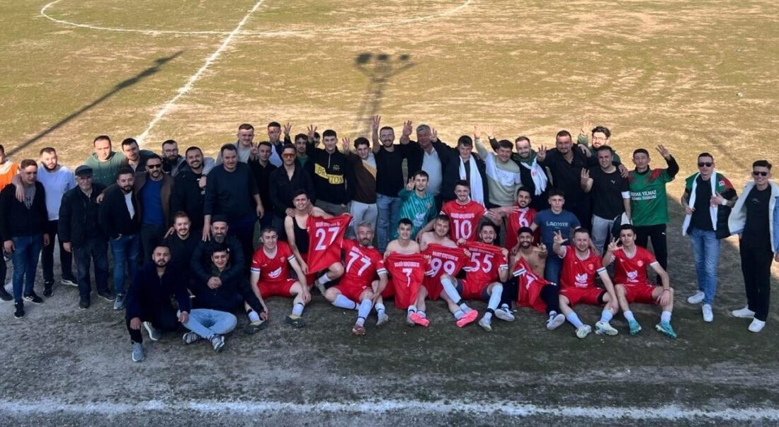 Tavşanlı Balıköy Beldesi’nin futbol takımı, mücadele ettiği Tavşanlı 2. Amatör