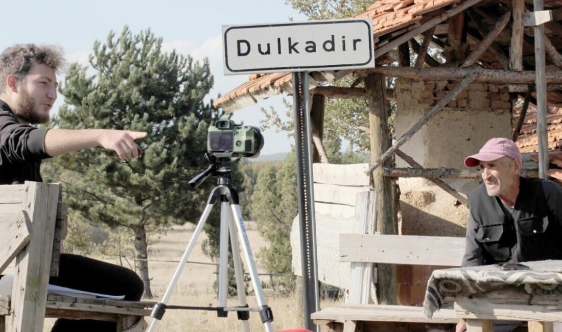 Kütahya’nın Tavşanlı ilçesinde sinema sanatçısı Ömer Faruk Çetin, 4 yıl