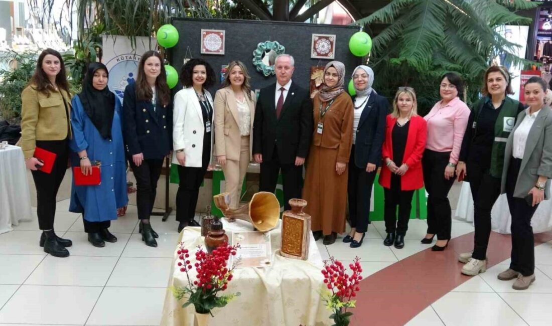 Kütahya’da 1-8 Mart Yeşilay Haftası kapsamında Yeşilay Danışmanlık Merkezi (YEDAM)