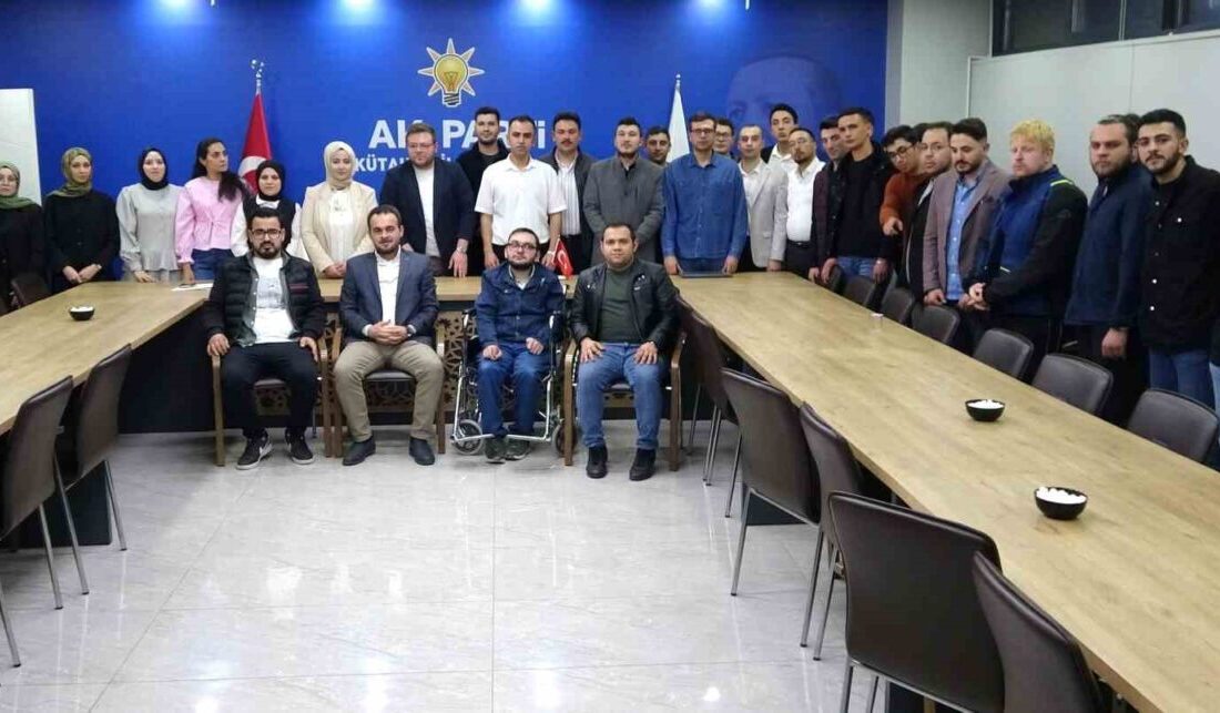 AK Parti Kütahya İl Gençlik Kolları Başkanı Ali Göktekin, yeni