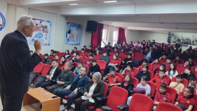 Altıntaş İlçe Millî Eğitim Müdürlüğü tarafından 23 Nisan Ulusal Egemenlik